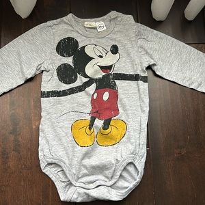 H&M Disney Mickey Mouse Long Sleeved Bodysuit 9-12mo